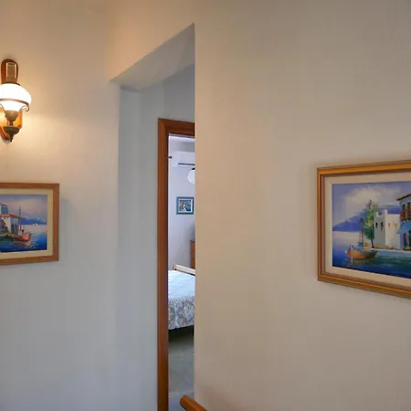 Paradiso With Sea View