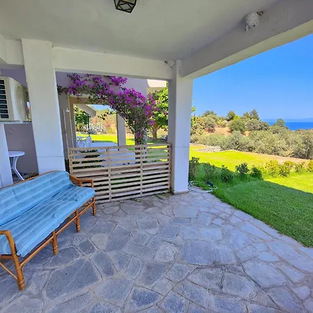 Paradiso With Sea View